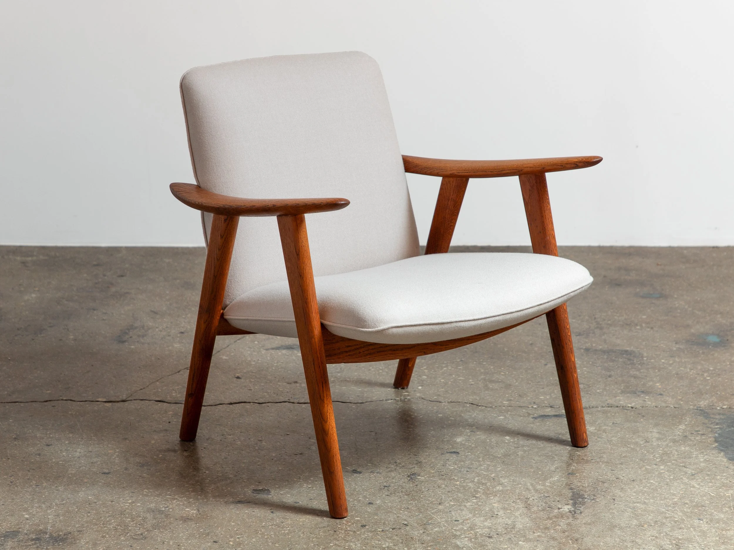 1990's post modern lounge chair 内田洋行 1990's post modern